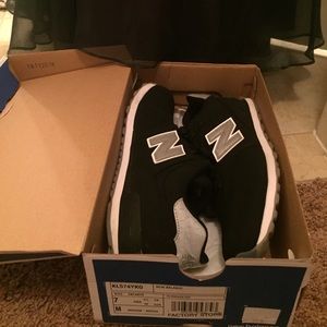 New balance shoes